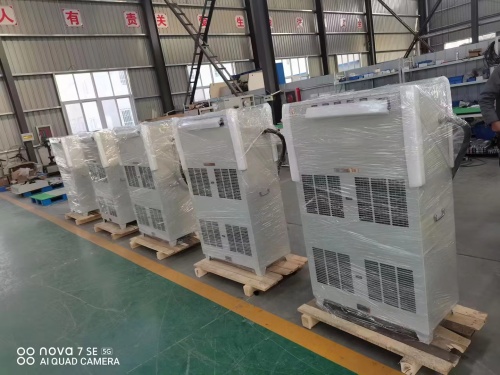 ���ķ���ů�L�C���Ϻ��坍���B