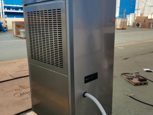 ���ķ�������C��ʹ�íh��