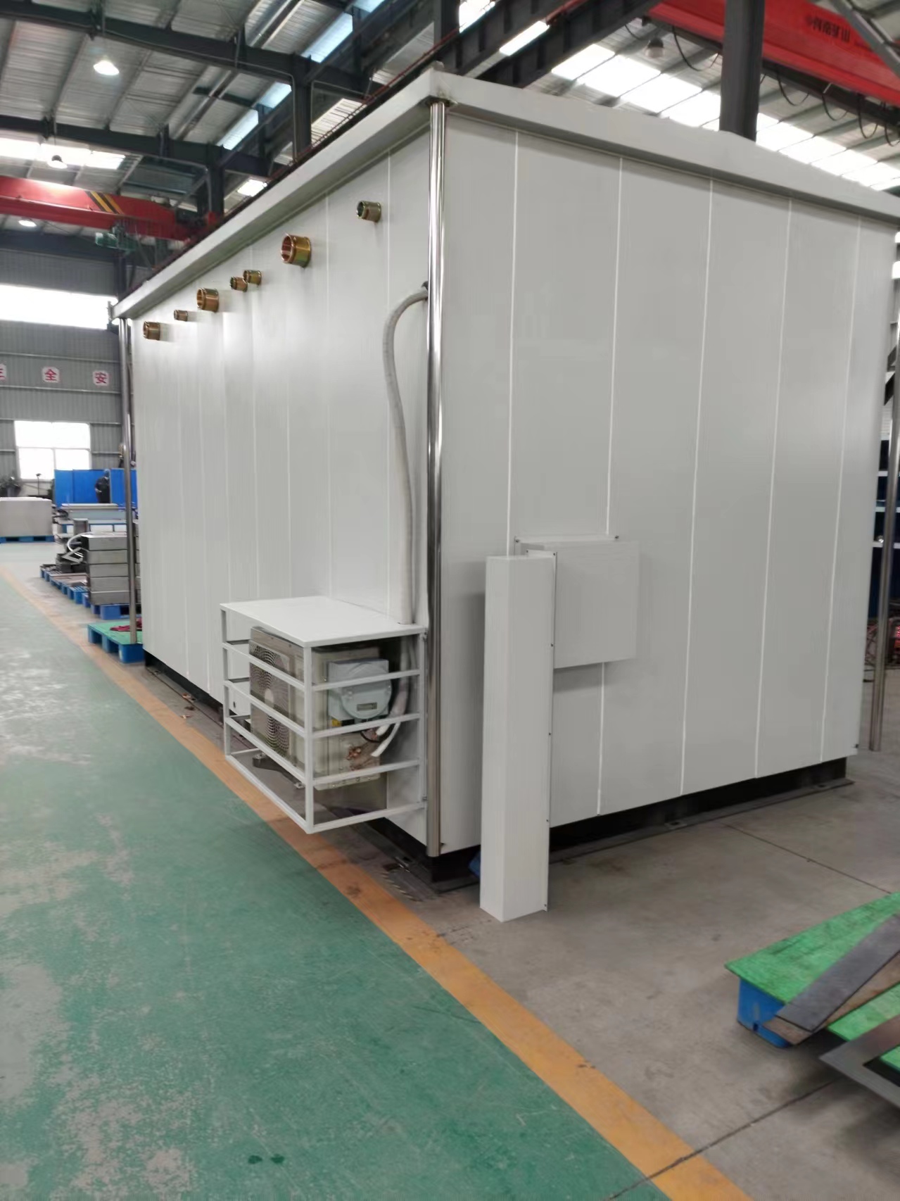 ��ɽ��������С��